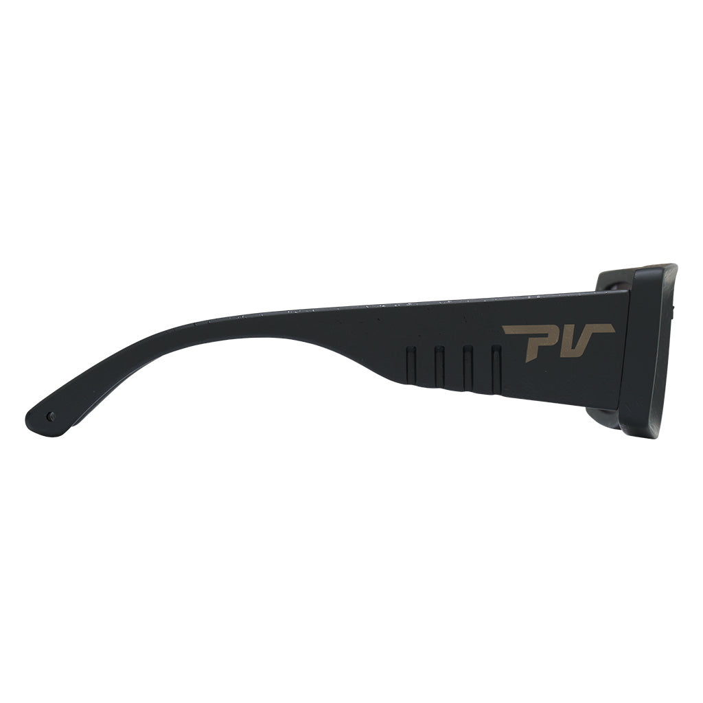 Lowbones_blacking_out_product_4_right_7128a961-ffa2-4778-823e-650e3311a086.jpg