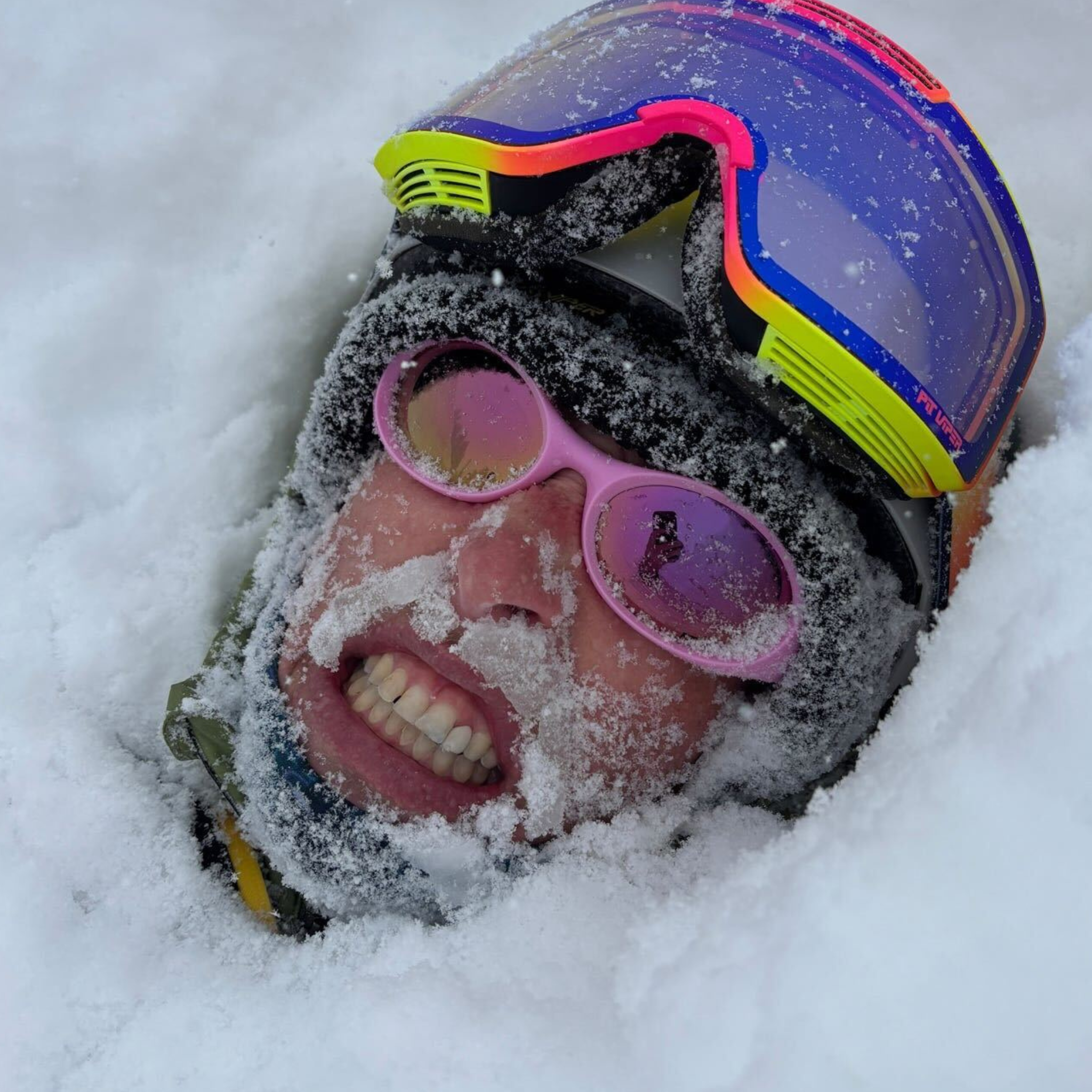 juicy_slammer_snow_lifestyle.png